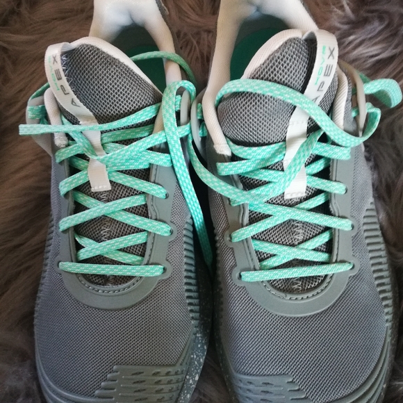 SOLD Under Armour Hovr Apex Training Shoes - Picture 5 of 13